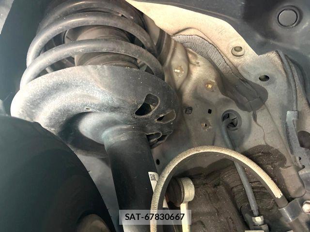 Toyota CAMRY HYBRID 2017-08 7615364-19
