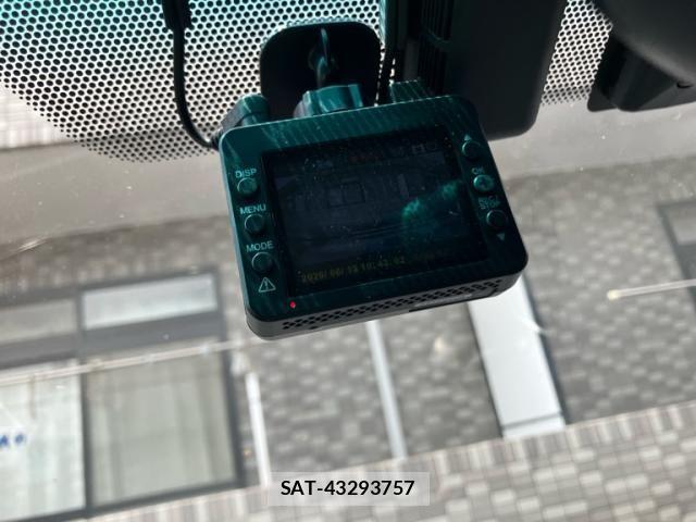 Toyota CAMRY HYBRID 2013-08 7615381-20