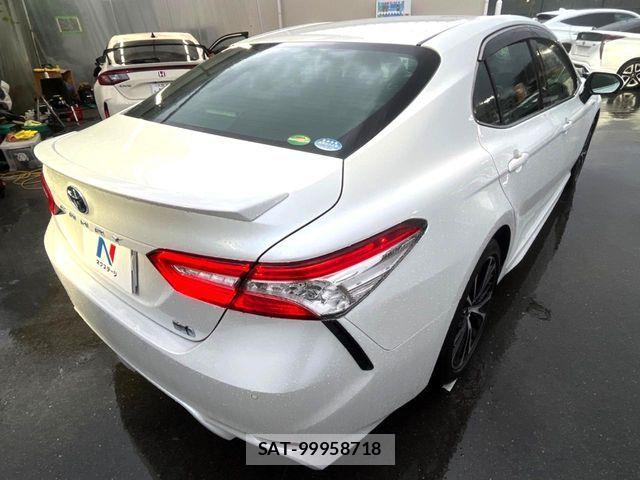 Toyota CAMRY HYBRID 2018-12 7615356-16