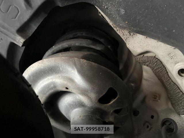 Toyota CAMRY HYBRID 2018-12 7615356-19