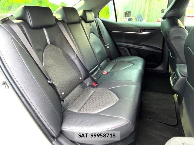 Toyota CAMRY HYBRID 2018-12 7615356-8