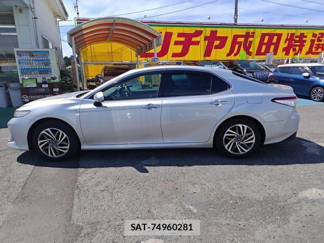 Toyota CAMRY HYBRID 2019-11 7615358-11