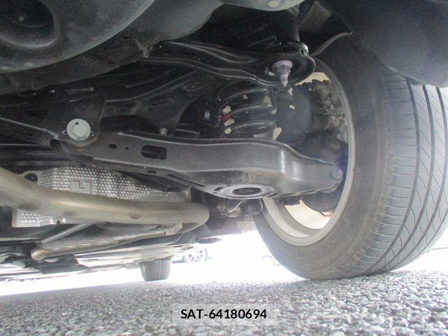 Toyota CAMRY HYBRID 2017-09 7615365-21