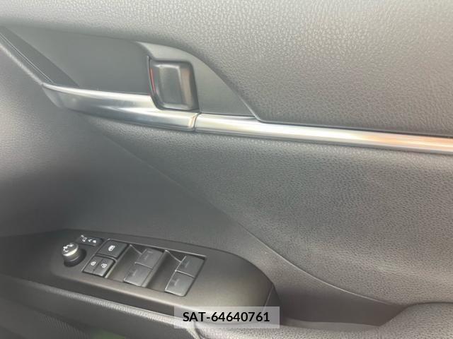 Toyota CAMRY HYBRID 2021-11 7615354-21