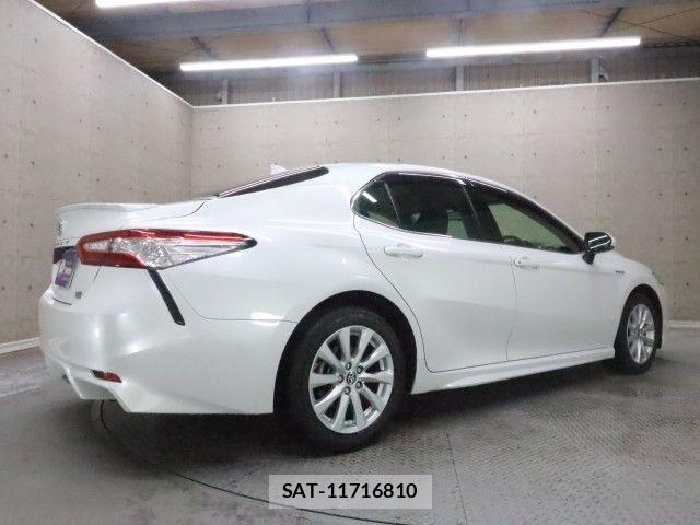 Toyota CAMRY HYBRID 2020-07 7615366-1