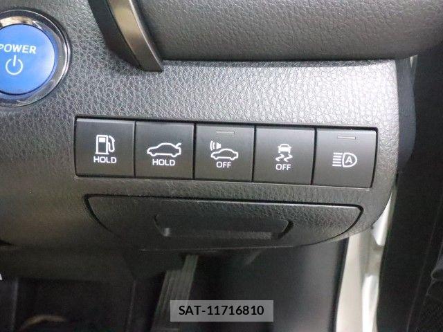 Toyota CAMRY HYBRID 2020-07 7615366-19