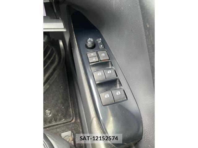 Toyota CAMRY HYBRID 2017-07 7615375-18