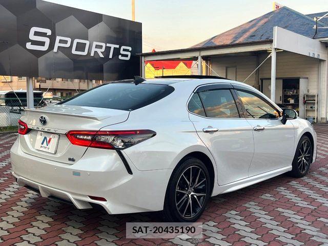 Toyota CAMRY HYBRID 2023-02 7615352-15