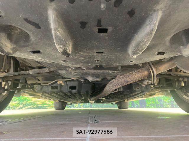 Toyota CAMRY HYBRID 2013-11 7783198-18