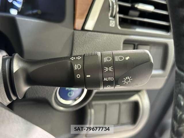 Toyota CAMRY HYBRID 2012-06 7783202-11