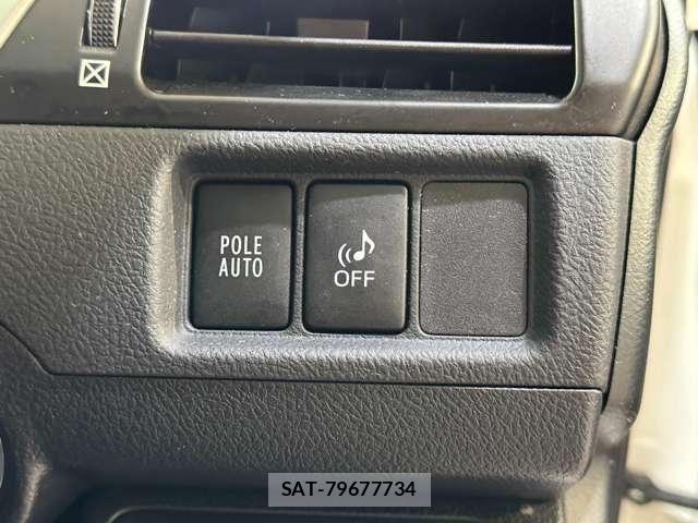 Toyota CAMRY HYBRID 2012-06 7783202-13