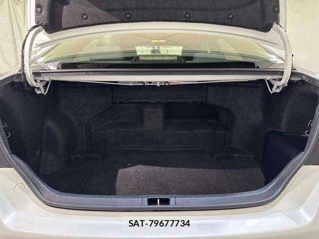 Toyota CAMRY HYBRID 2012-06 7783202-27