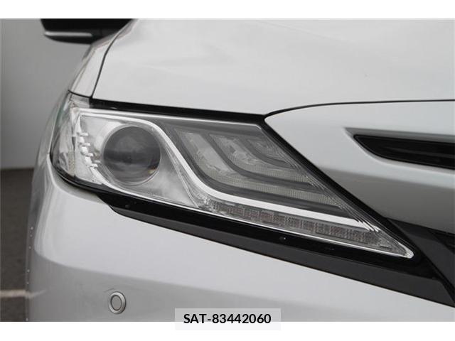 Toyota CAMRY HYBRID 2019-06 7783235-12