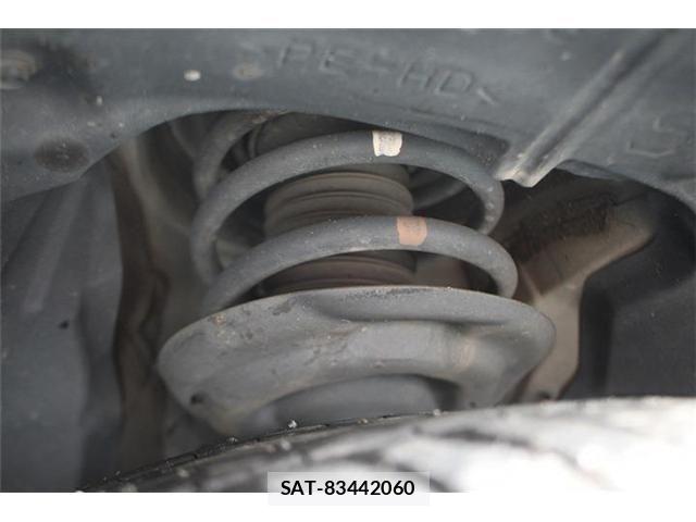 Toyota CAMRY HYBRID 2019-06 7783235-18