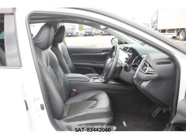 Toyota CAMRY HYBRID 2019-06 7783235-20