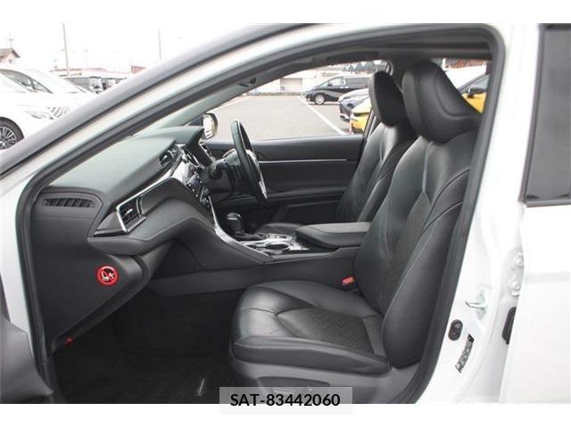 Toyota CAMRY HYBRID 2019-06 7783235-22