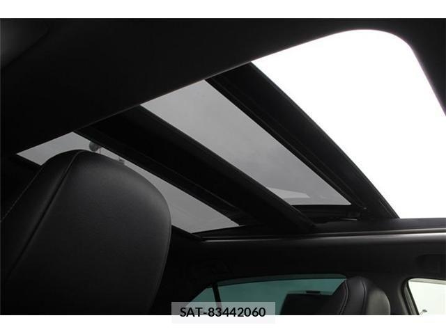 Toyota CAMRY HYBRID 2019-06 7783235-4