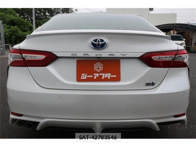 Toyota CAMRY HYBRID 2019-06 7783220-9