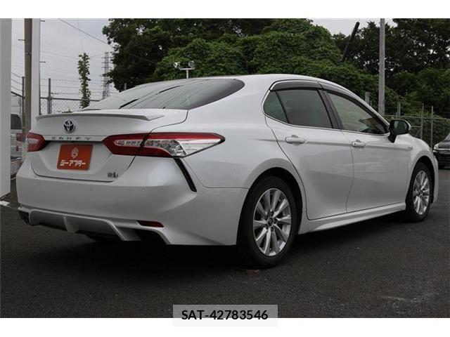 Toyota CAMRY HYBRID 2019-06 7783220-21