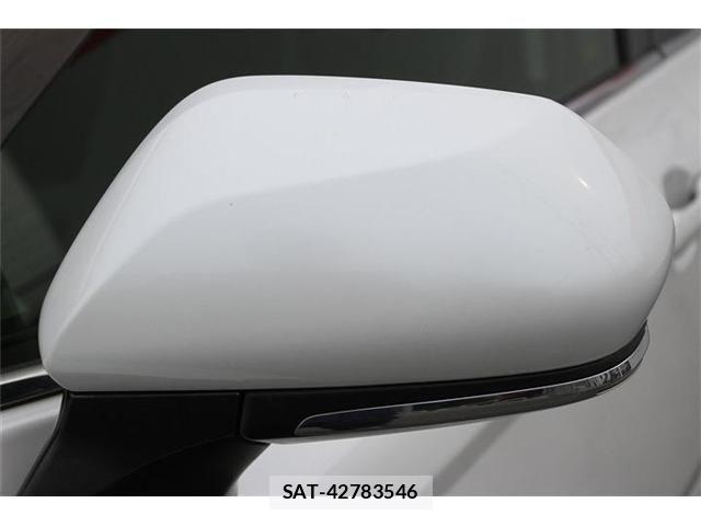 Toyota CAMRY HYBRID 2019-06 7783220-28