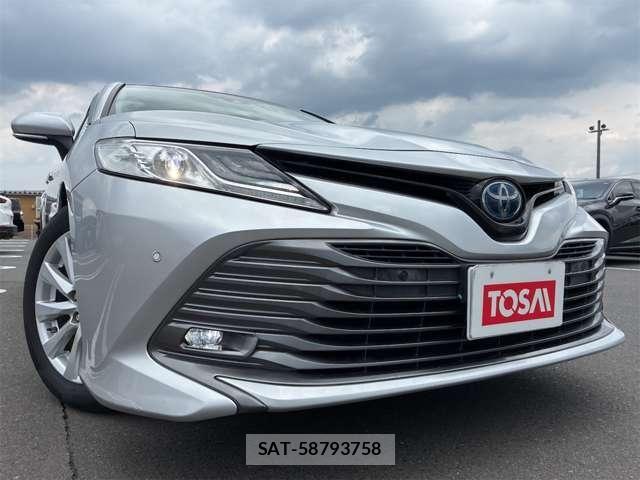 Toyota CAMRY HYBRID 2018-02 7783219-15