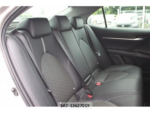Toyota CAMRY HYBRID 2018-12 7783218-22