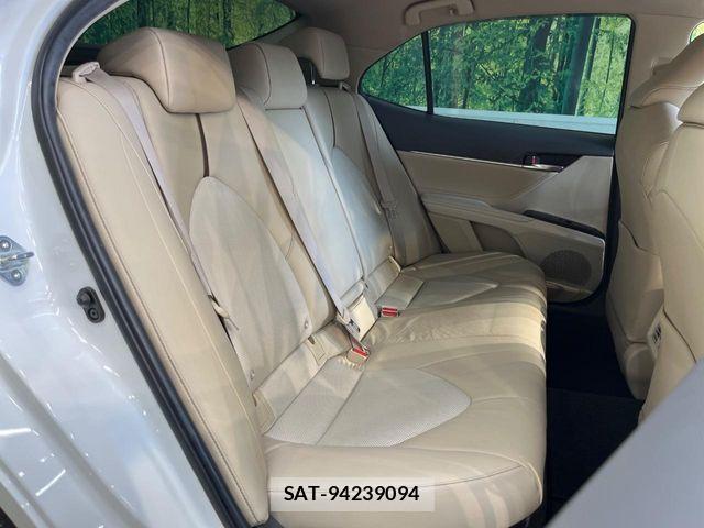 Toyota CAMRY HYBRID 2018-06 7875647-9