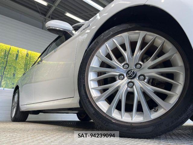 Toyota CAMRY HYBRID 2018-06 7875647-13