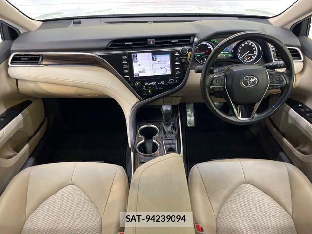 Toyota CAMRY HYBRID 2018-06 7875647-1