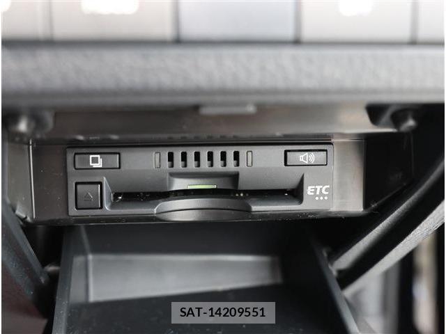 Toyota CAMRY HYBRID 2021-06 7875641-4