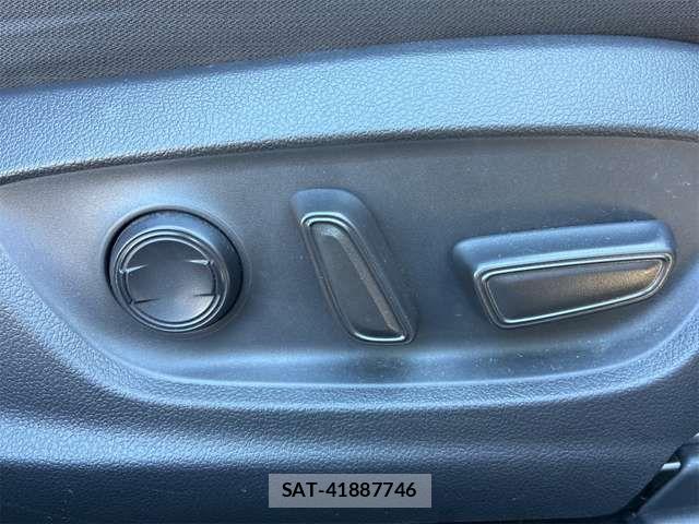 Toyota CAMRY HYBRID 2023-02 7875643-10