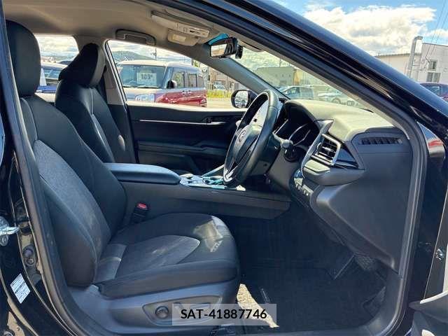 Toyota CAMRY HYBRID 2023-02 7875643-11