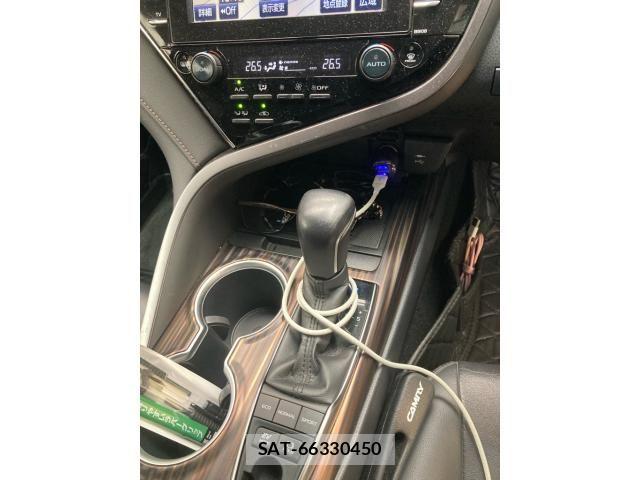 Toyota CAMRY HYBRID 2018-04 7875649-19