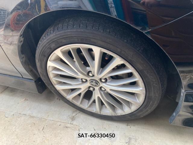 Toyota CAMRY HYBRID 2018-04 7875649-8