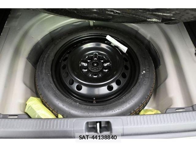Toyota CAMRY HYBRID 2021-06 7875646-14