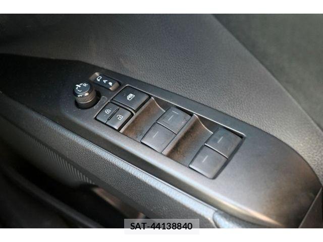 Toyota CAMRY HYBRID 2021-06 7875646-15