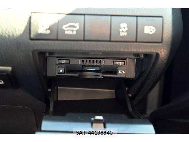 Toyota CAMRY HYBRID 2021-06 7875646-18