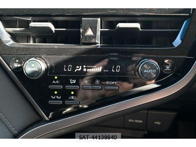 Toyota CAMRY HYBRID 2021-06 7875646-22