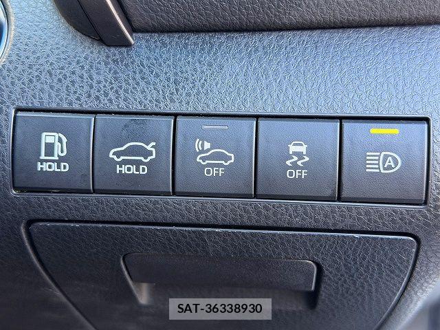Toyota CAMRY HYBRID 2019-02 7875644-16