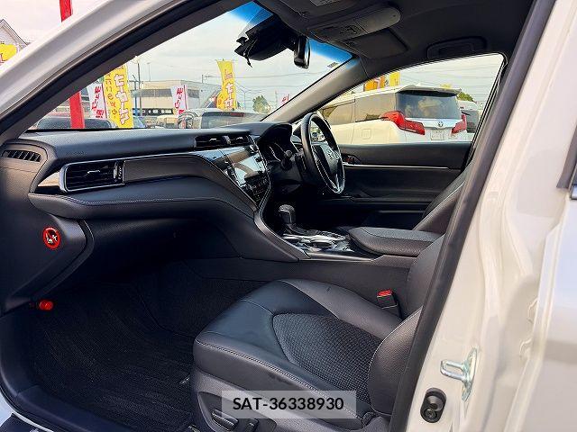 Toyota CAMRY HYBRID 2019-02 7875644-18