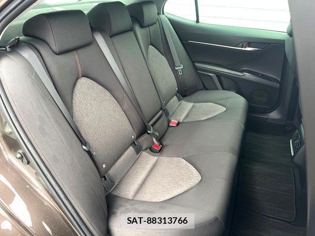 Toyota CAMRY HYBRID 2018-01 7902373-9