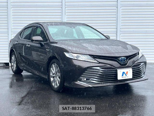 Toyota CAMRY HYBRID 2018-01 7902373-13