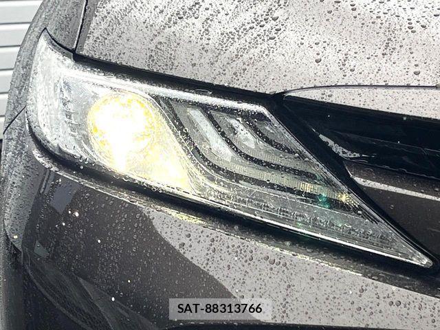 Toyota CAMRY HYBRID 2018-01 7902373-16