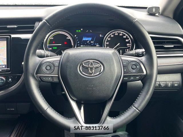 Toyota CAMRY HYBRID 2018-01 7902373-7