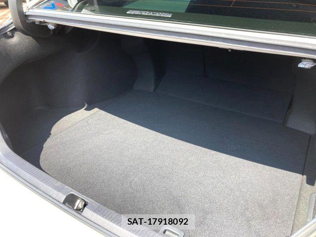 Toyota CAMRY HYBRID 2018-11 7902371-9