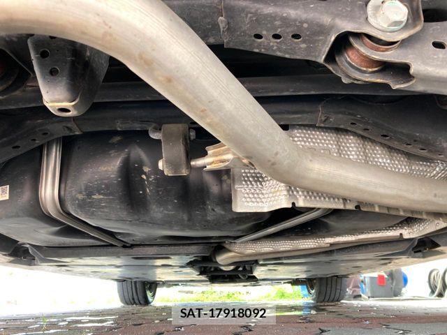 Toyota CAMRY HYBRID 2018-11 7902371-18