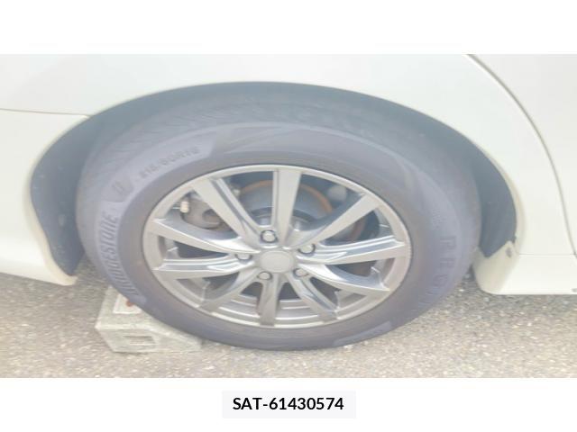 Toyota CAMRY HYBRID 2013-02 7960776-23