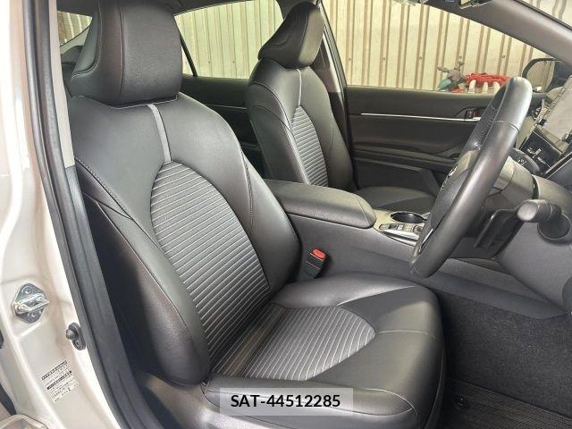 Toyota CAMRY HYBRID 2023-08 7960756-9