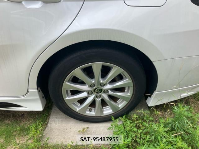 Toyota CAMRY HYBRID 2020-02 7960758-5