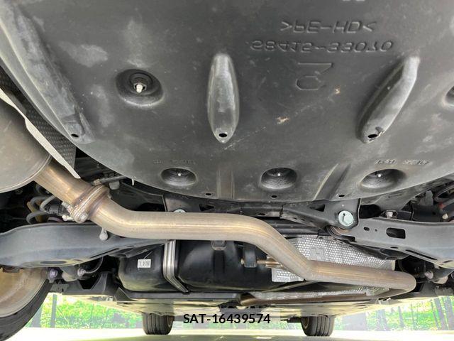 Toyota CAMRY HYBRID 2017-07 7960760-18